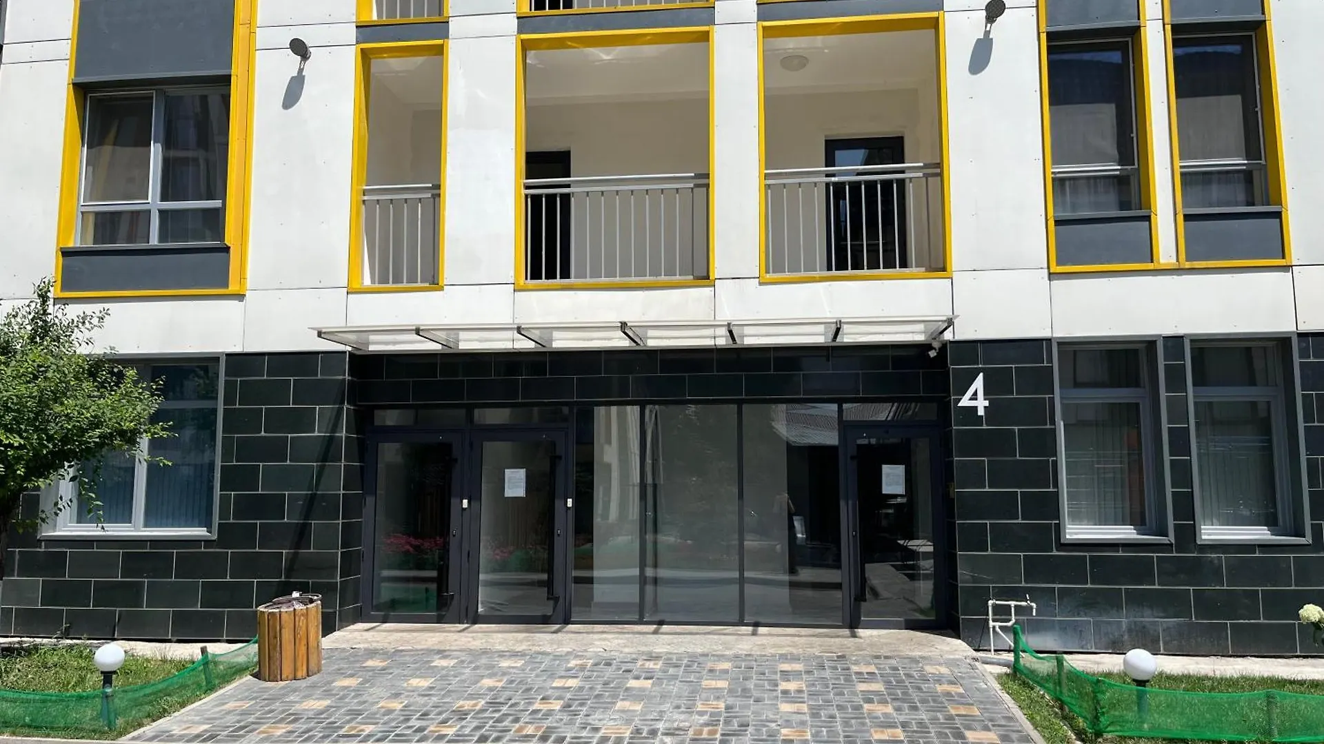 Spacious Design Raimbek4 Residence, Next To Metro & Drinking Water As A Gift Αλμάτι 0*,